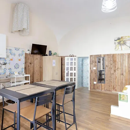 La Casetta Sulle Rampe 아파트 *